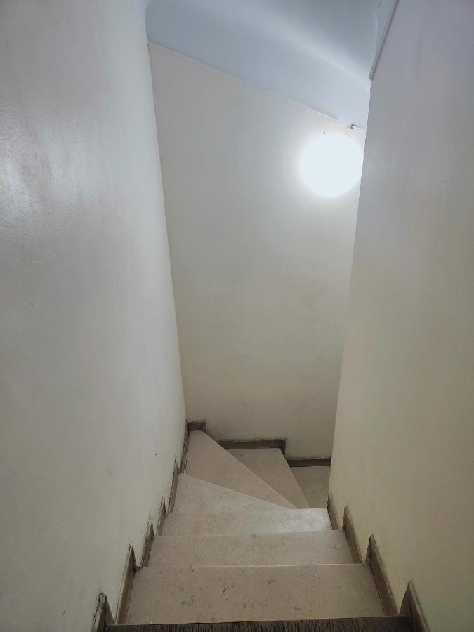 Roomate Near Paris Saint-Denis  Ngoại thất bức ảnh